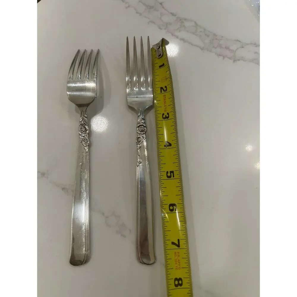 Vtg Oneida Prestige Gay Adventure 1955 Silver Plated MCM Set Of 2 Dinner‎ Forks